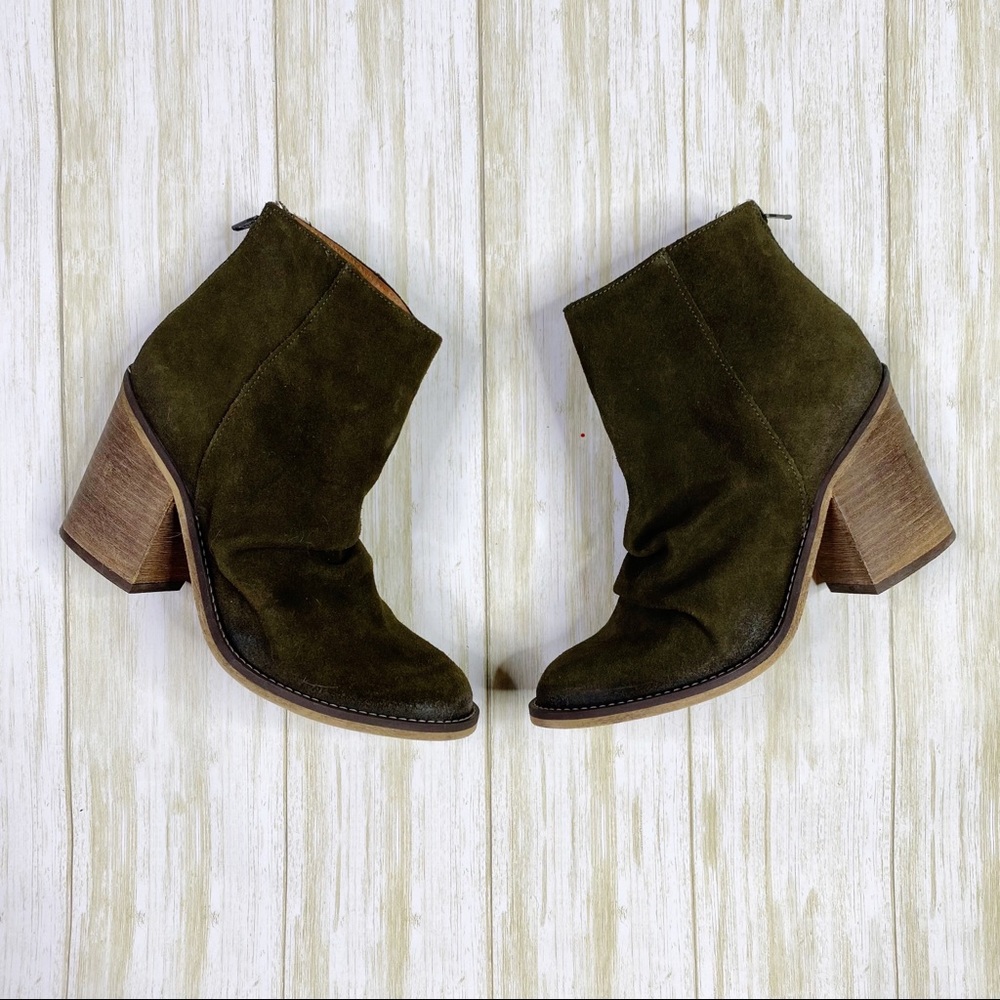 Rebels Green Suede Leather Heeled Ankle Booties
